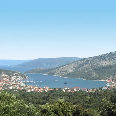 Διαμέρισμα Sea-view With Pool, Terrace, And Outdoor Lounge In Scenic Ciovo Island
